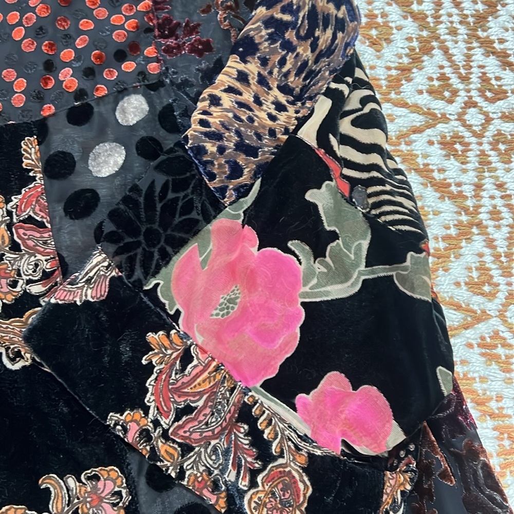 John Mark Velvet Burnout Patchwork Pattern Lady’s… - image 5